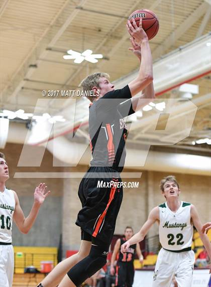 Thumbnail 1 in Manitou Springs vs. Sterling (CHSAA 3A Great 8) photogallery.