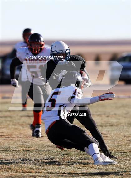 Thumbnail 3 in Hi-Plains vs. Cheyenne Wells (CHSAA 6-man Final) photogallery.