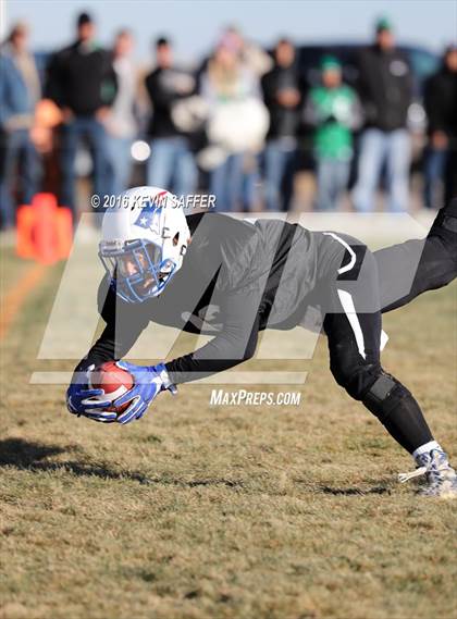 Thumbnail 1 in Hi-Plains vs. Cheyenne Wells (CHSAA 6-man Final) photogallery.