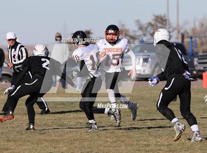 Thumbnail 1 in Hi-Plains vs. Cheyenne Wells (CHSAA 6-man Final) photogallery.