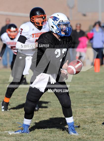 Thumbnail 2 in Hi-Plains vs. Cheyenne Wells (CHSAA 6-man Final) photogallery.