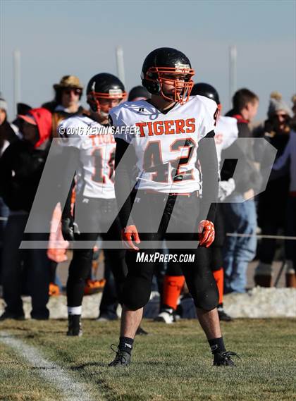 Thumbnail 1 in Hi-Plains vs. Cheyenne Wells (CHSAA 6-man Final) photogallery.