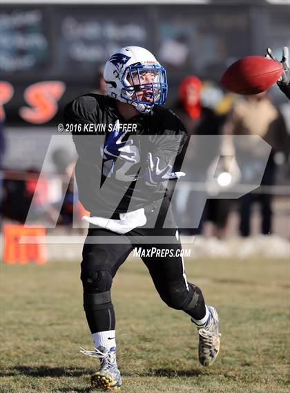 Thumbnail 3 in Hi-Plains vs. Cheyenne Wells (CHSAA 6-man Final) photogallery.