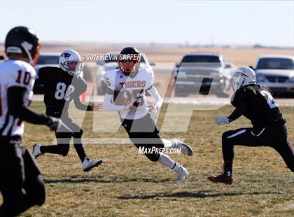 Thumbnail 1 in Hi-Plains vs. Cheyenne Wells (CHSAA 6-man Final) photogallery.