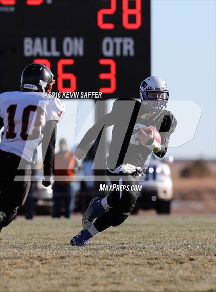 Thumbnail 1 in Hi-Plains vs. Cheyenne Wells (CHSAA 6-man Final) photogallery.