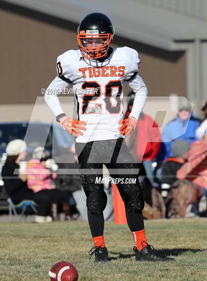 Thumbnail 3 in Hi-Plains vs. Cheyenne Wells (CHSAA 6-man Final) photogallery.