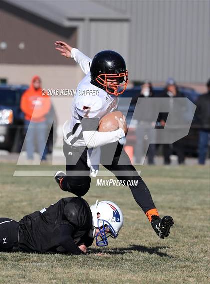 Thumbnail 3 in Hi-Plains vs. Cheyenne Wells (CHSAA 6-man Final) photogallery.