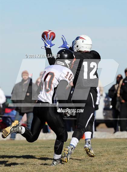 Thumbnail 1 in Hi-Plains vs. Cheyenne Wells (CHSAA 6-man Final) photogallery.