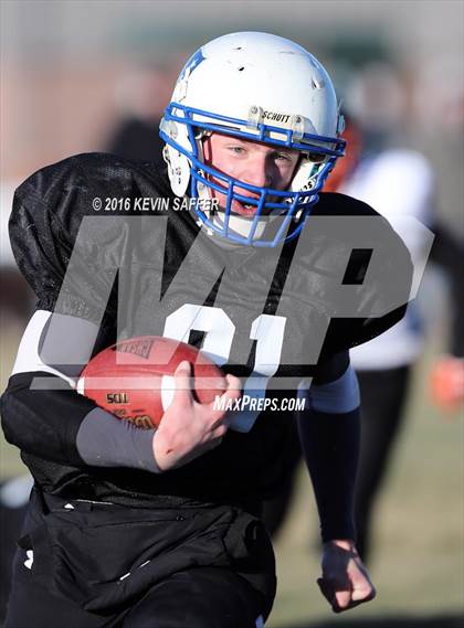 Thumbnail 1 in Hi-Plains vs. Cheyenne Wells (CHSAA 6-man Final) photogallery.
