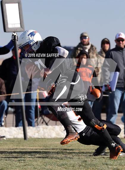 Thumbnail 3 in Hi-Plains vs. Cheyenne Wells (CHSAA 6-man Final) photogallery.