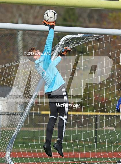 Thumbnail 3 in Cromwell vs Old Saybrook-Westbrook (Shoreline Quarterfinal) photogallery.