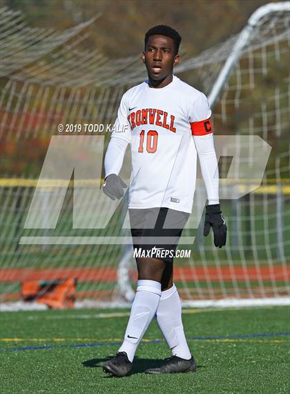 Thumbnail 2 in Cromwell vs Old Saybrook-Westbrook (Shoreline Quarterfinal) photogallery.