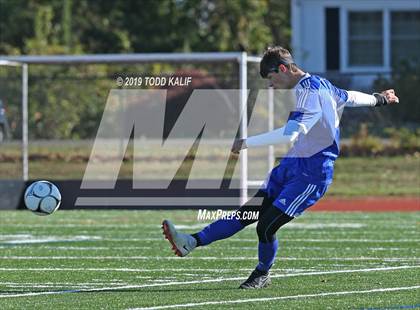 Thumbnail 2 in Cromwell vs Old Saybrook-Westbrook (Shoreline Quarterfinal) photogallery.