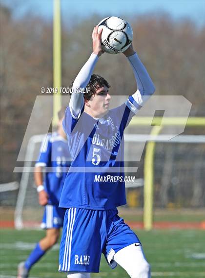 Thumbnail 2 in Cromwell vs Old Saybrook-Westbrook (Shoreline Quarterfinal) photogallery.