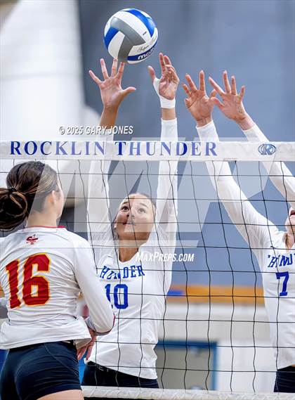 Thumbnail 1 in St. Francis @ Rocklin photogallery.