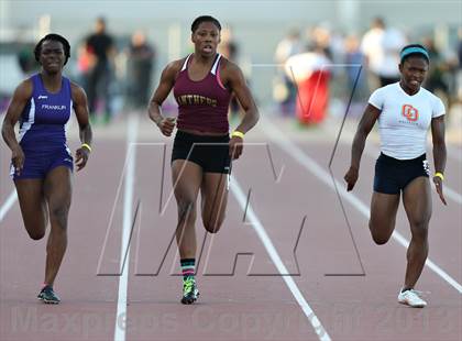 Thumbnail 3 in SJS Masters Track and Field (Girls Track Events) photogallery.