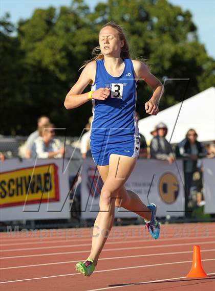 Thumbnail 1 in SJS Masters Track and Field (Girls Track Events) photogallery.