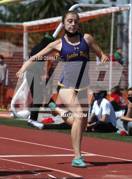 Thumbnail 2 in Pittsburg Relays (Long Jump/Triple Jump) photogallery.