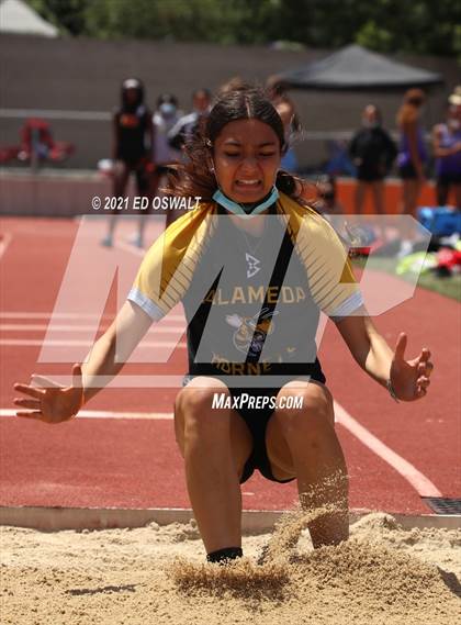 Thumbnail 2 in Pittsburg Relays (Long Jump/Triple Jump) photogallery.