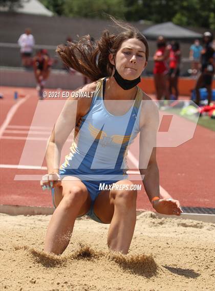 Thumbnail 2 in Pittsburg Relays (Long Jump/Triple Jump) photogallery.