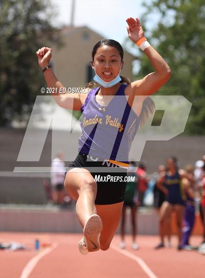 Thumbnail 1 in Pittsburg Relays (Long Jump/Triple Jump) photogallery.