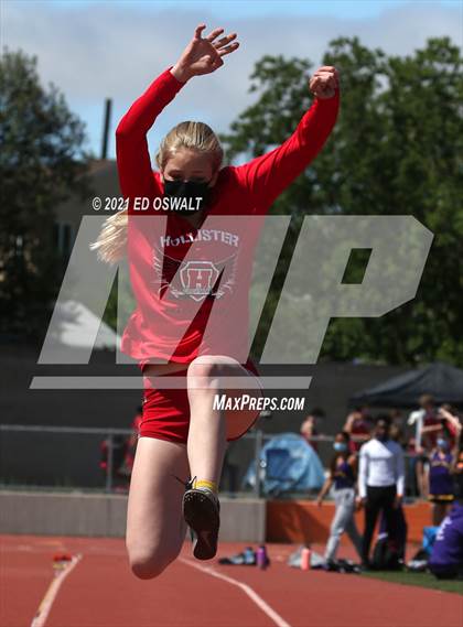 Thumbnail 1 in Pittsburg Relays (Long Jump/Triple Jump) photogallery.