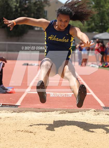 Thumbnail 3 in Pittsburg Relays (Long Jump/Triple Jump) photogallery.