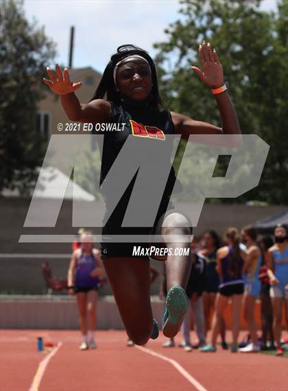 Thumbnail 1 in Pittsburg Relays (Long Jump/Triple Jump) photogallery.