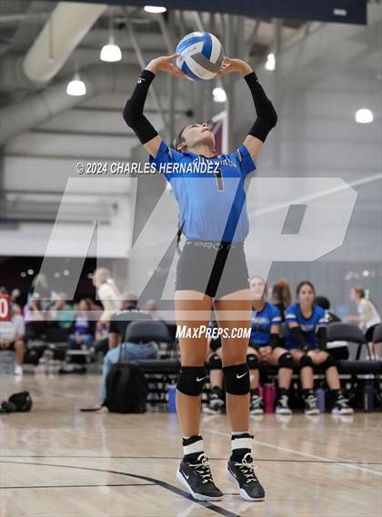 Thumbnail 2 in Waller vs. McMullen County (Legends Invitational) photogallery.