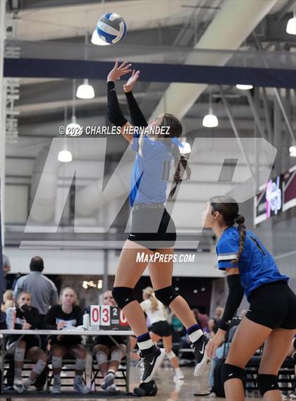 Thumbnail 2 in Waller vs. McMullen County (Legends Invitational) photogallery.