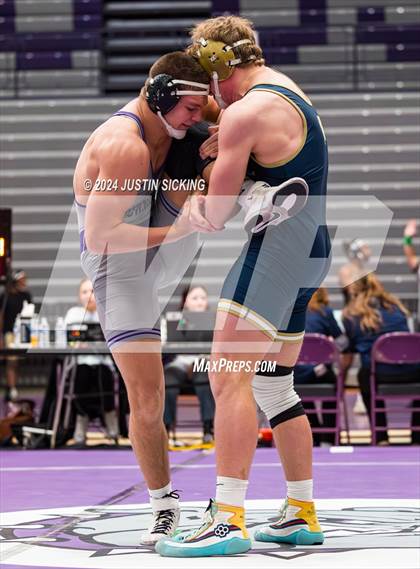 Thumbnail 2 in Brownsburg vs. Cathedral (IHSWCA 4A Round 1) photogallery.