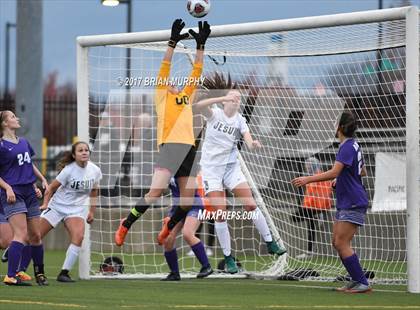 Thumbnail 1 in Sunset @ Jesuit (OSAA 6A Final)  photogallery.