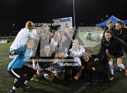 Thumbnail 2 in Sunset @ Jesuit (OSAA 6A Final)  photogallery.
