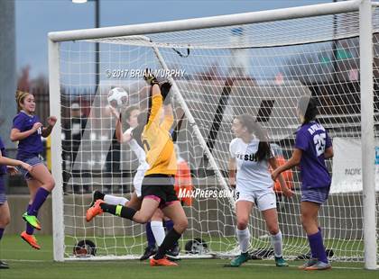 Thumbnail 1 in Sunset @ Jesuit (OSAA 6A Final)  photogallery.