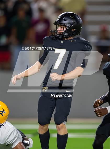 Thumbnail 2 in Cypress Ranch vs Cypress Park photogallery.