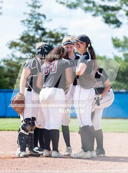 Thumbnail 1 in Yorktown vs. Kingston (NYSPHAA Class AA Regional Semifinal) photogallery.