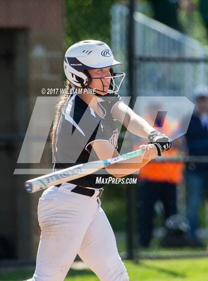 Thumbnail 2 in Yorktown vs. Kingston (NYSPHAA Class AA Regional Semifinal) photogallery.