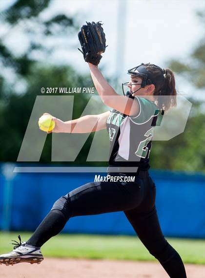 Thumbnail 3 in Yorktown vs. Kingston (NYSPHAA Class AA Regional Semifinal) photogallery.