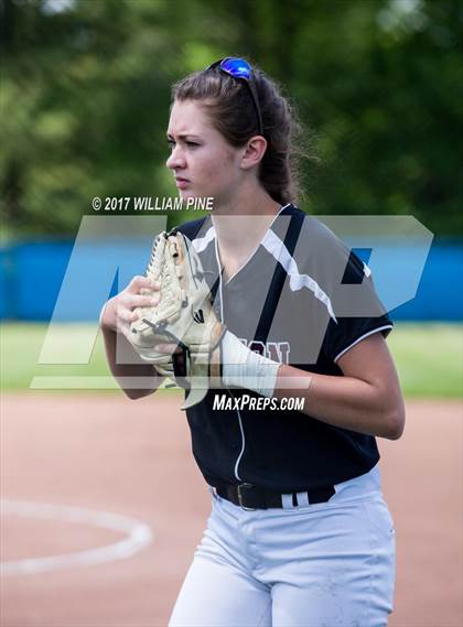 Thumbnail 2 in Yorktown vs. Kingston (NYSPHAA Class AA Regional Semifinal) photogallery.