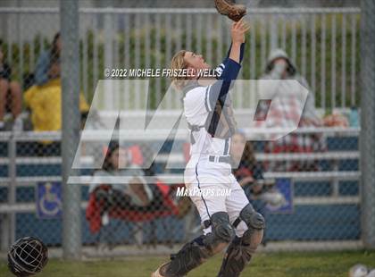 Thumbnail 3 in Clairemont vs Coronado (Lion's Tournament) photogallery.