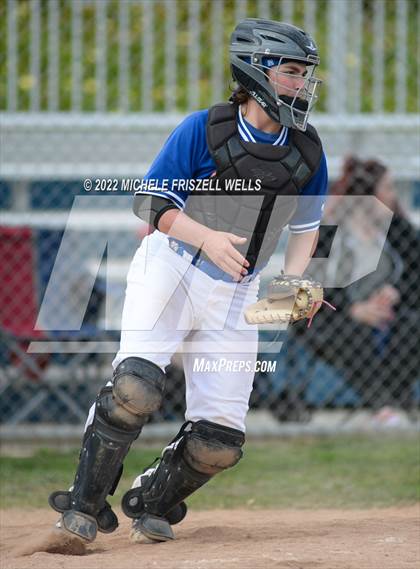 Thumbnail 1 in Clairemont vs Coronado (Lion's Tournament) photogallery.