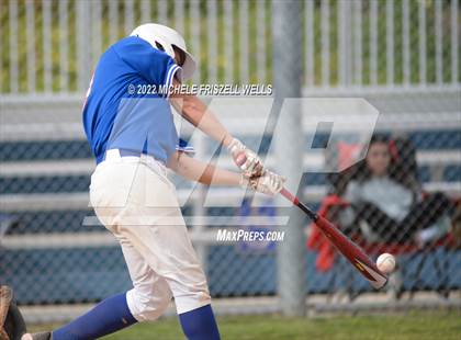 Thumbnail 3 in Clairemont vs Coronado (Lion's Tournament) photogallery.