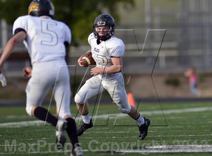 Thumbnail 3 in Yuma Catholic vs. Round Valley (AIA D5 Final) photogallery.