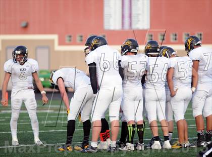 Thumbnail 3 in Yuma Catholic vs. Round Valley (AIA D5 Final) photogallery.