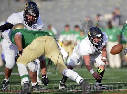 Thumbnail 2 in Yuma Catholic vs. Round Valley (AIA D5 Final) photogallery.