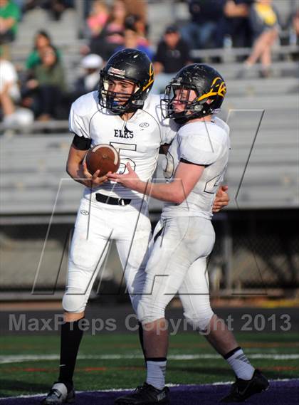Thumbnail 3 in Yuma Catholic vs. Round Valley (AIA D5 Final) photogallery.