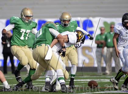 Thumbnail 2 in Yuma Catholic vs. Round Valley (AIA D5 Final) photogallery.