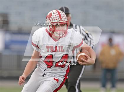 Thumbnail 2 in Farrell vs. Lackawanna Trail (PIAA 1A Championship) photogallery.