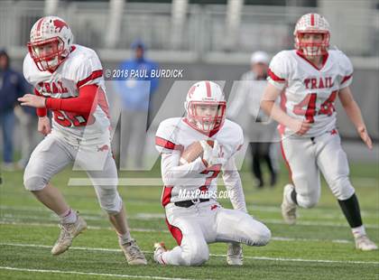 Thumbnail 2 in Farrell vs. Lackawanna Trail (PIAA 1A Championship) photogallery.