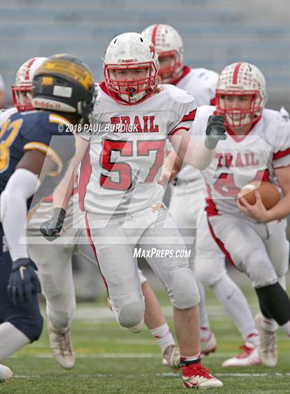 Thumbnail 2 in Farrell vs. Lackawanna Trail (PIAA 1A Championship) photogallery.